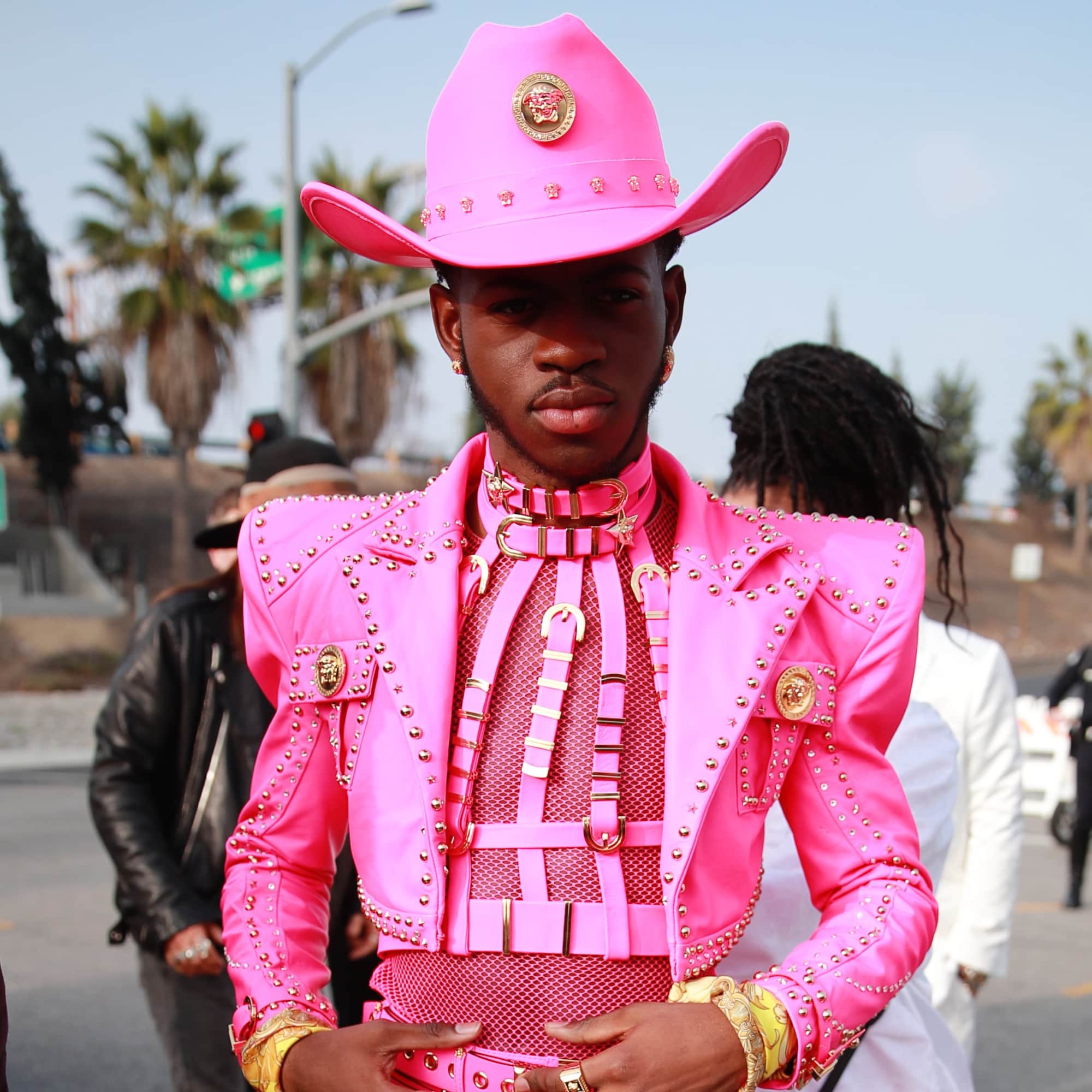 Yeehaw! Lil Nas X's Pink Cowboy Outfit at the Grammys Is Everything and ...