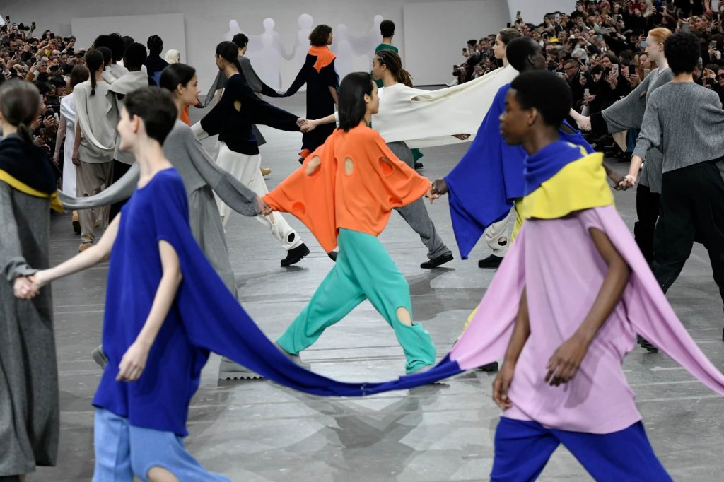 7 Issey Miyake Moments That Prove His Design Legacy Is Everlasting ...
