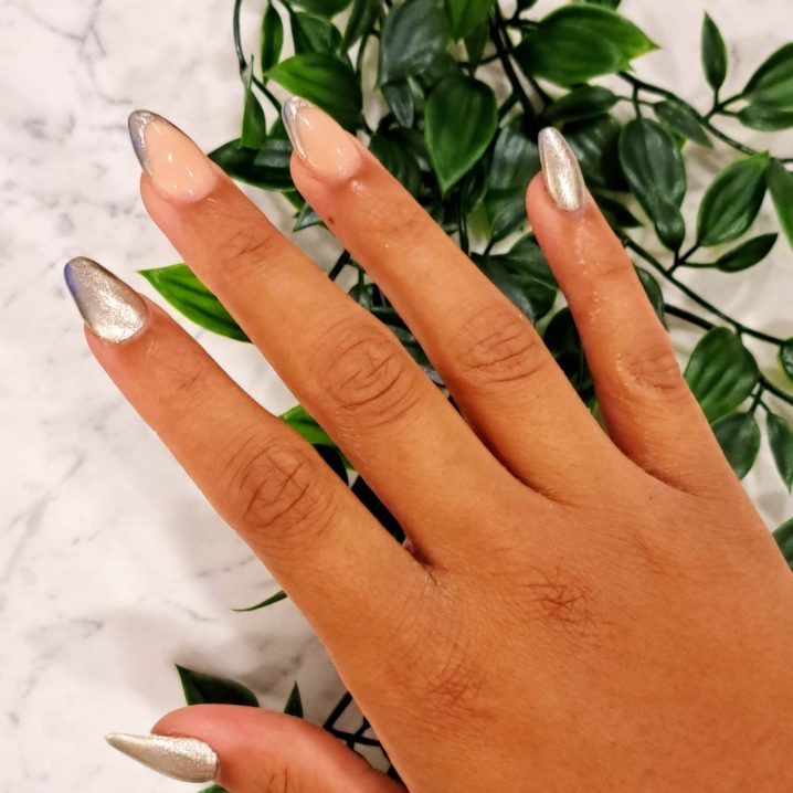 I tried chrome french manicure