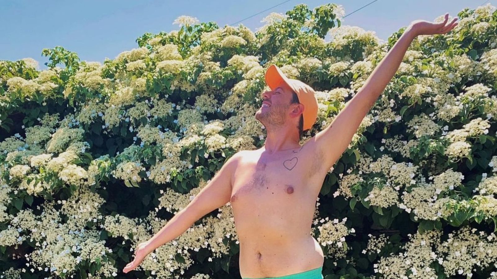 I Got Naked and Talked Body Image, Self Acceptance and Toxic Tanning Culture With Jules Von Hep - Vimarsana News