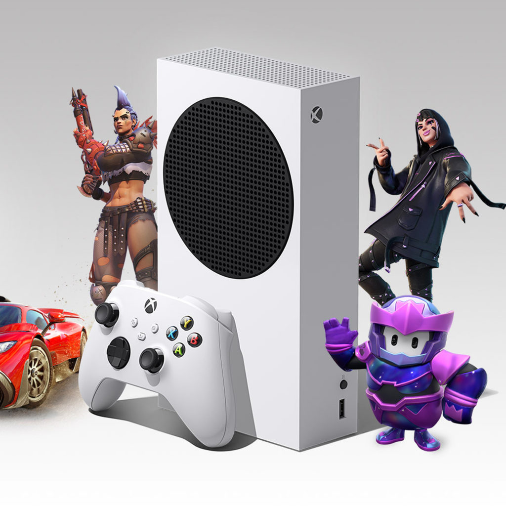 An Xbox Series S surrounded by characters from Overwatch 2, Fortnite, Fall Guys and the Mercedes-AMG One from Forza Horizon 5.