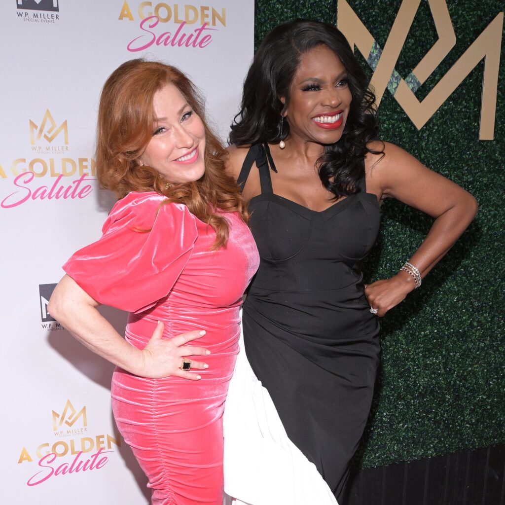 Read Lisa Ann Walter and Sheryl Lee Ralph's quotes about body image here