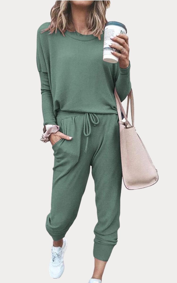 This $30 Matching Tracksuit For Women Has Instagram Obsessed