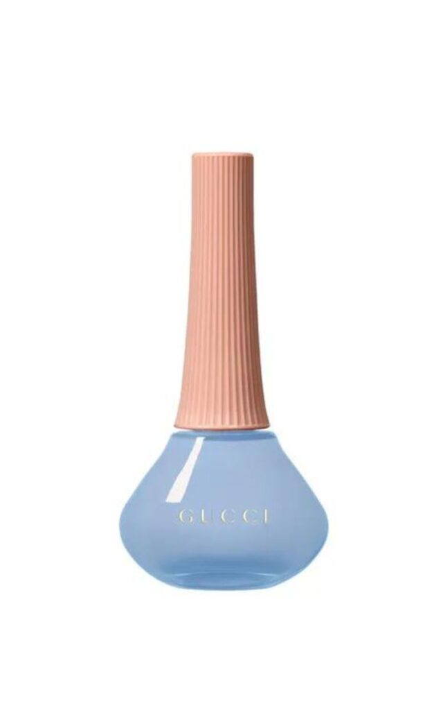 Gucci, Vernis a Ongles Nail Polish in "Lucy Baby Blue" 