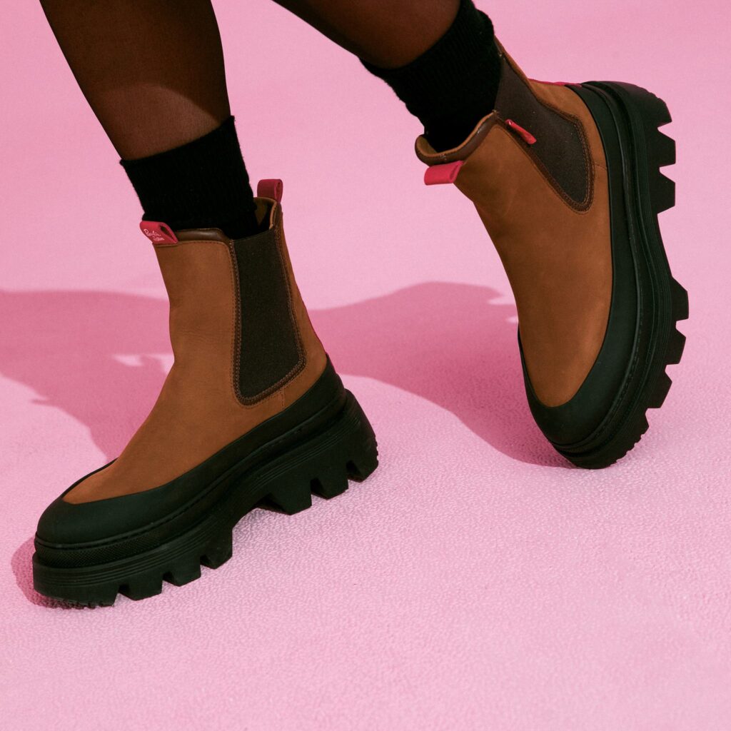 barbie utility boot rollie