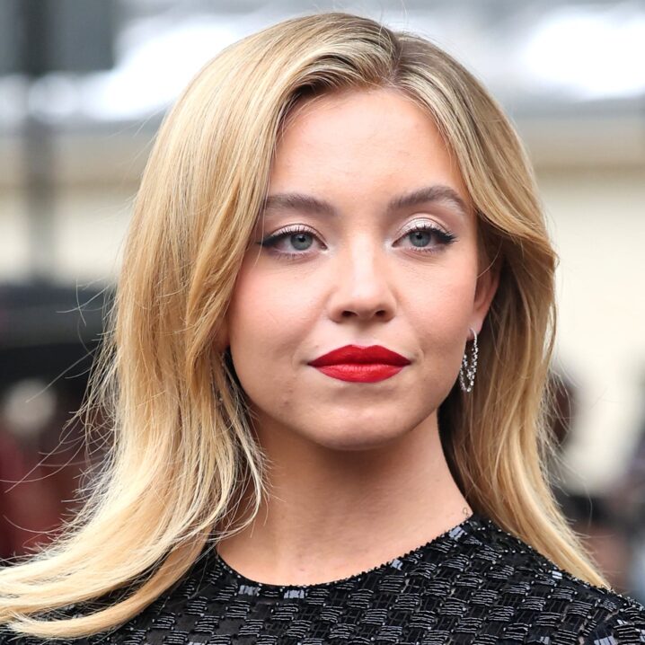 The Boob-Window Trend Is All Over the Red Carpet, From Sydney Sweeney ...