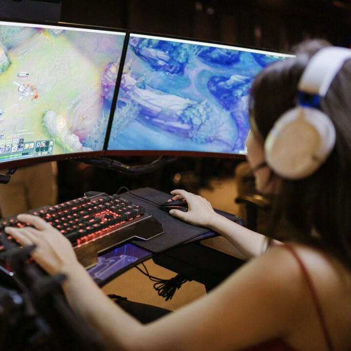 Woman-presenting person PC gaming